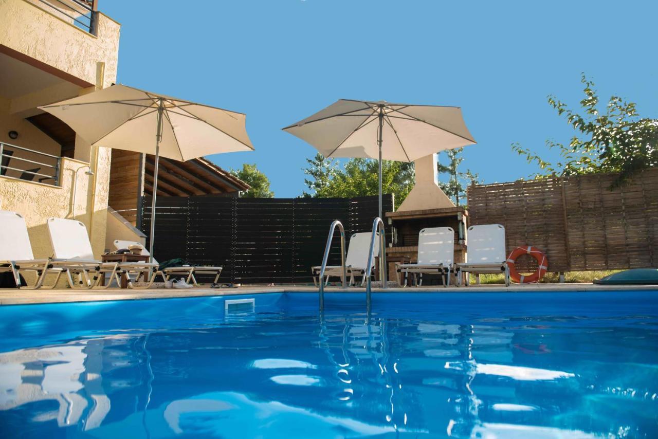 Village Villas ลิเกีย ภายนอก รูปภาพ